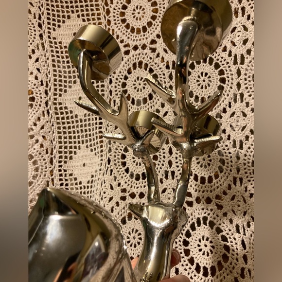 Reindeer Christmas Winter Tealight Candle Holder - Metal Tall Decor - Picture 5 of 15